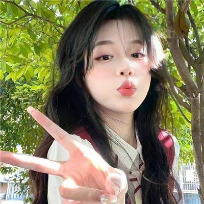 跪毯旁的眼泪